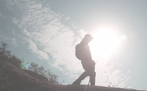 ��ɽ���ĵ� 