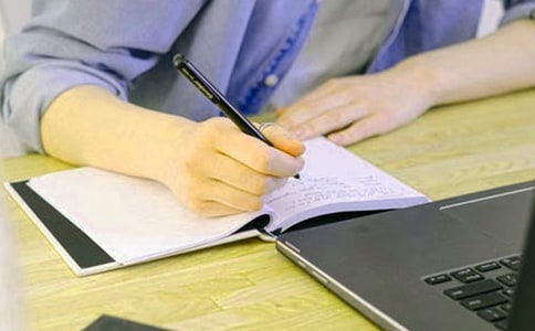 (��)������ǡ������