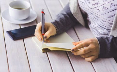 ���ڡ�����100��ε�è���Ķ����