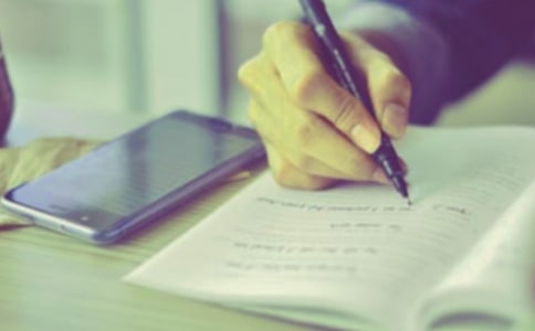 ����100��ε�è�����