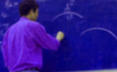 69岁教师42年资助35个孤儿(师恩师德)