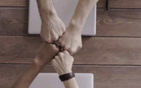 遵守规则鼓励个性孰为先?参赛就要服从游戏规则