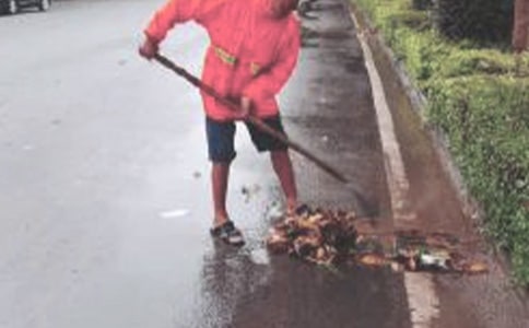 最美环卫工小学作文