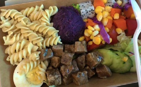 《我会自己睡觉》大班健康教案