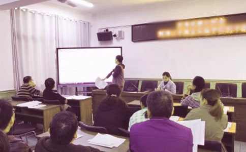 ���񴦾�Ƹ�ݽ���