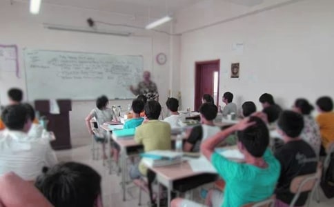 ��ʶֱ�ǽ�ѧ��˼