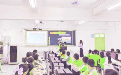 ��Ƭ��������ʥ�Ľ�ѧ��˼