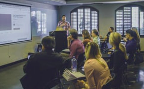 ̥������������