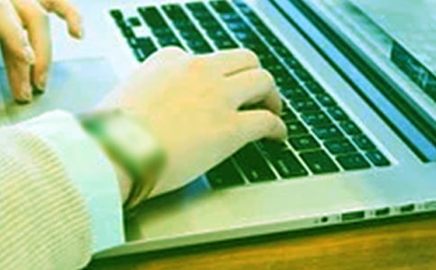 ����Ŀ���������ʽ�ϵķ��Ը�