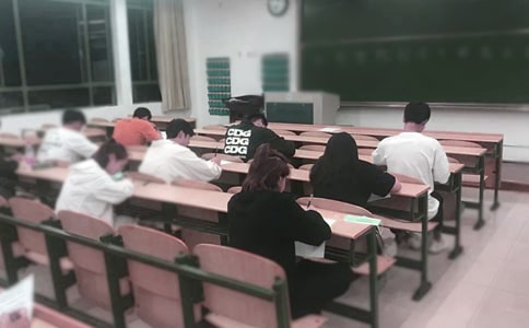 �����ʸ�֤�������⸽��