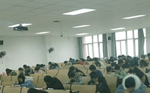 ���Ա��ܳ�ŵ��