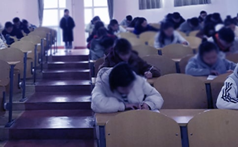 �����ʸ��Ե��δ� 