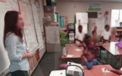 有关我们的老师二年级作文3篇