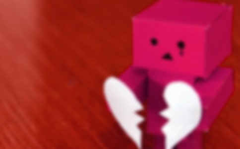 ���ί����