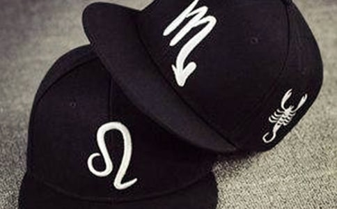 ��ħ��ʦ��ñ���и�