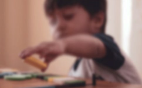 穿条纹睡衣的男孩读后感