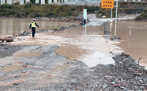 һ�δ��͵���ʯ�� �̰���ѧ���