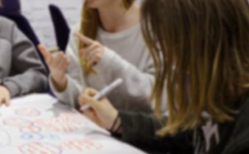 �������ƺ������ĵ����