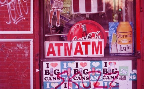 �̵��̨�а���ͬ