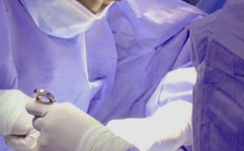 手术台就是阵地 教案教学设计