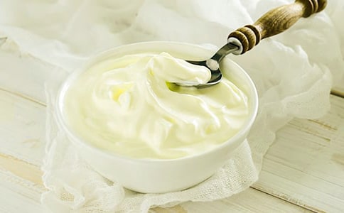 多彩的果味酸奶大班教案