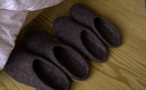 ���װ�λ�����ɫ��С��Ь���̰�