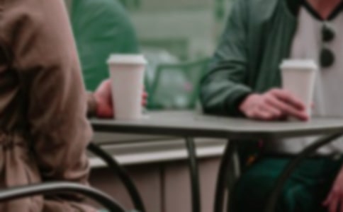 15��Ů��ѧ��Я�޿�ǧ��Լ����������