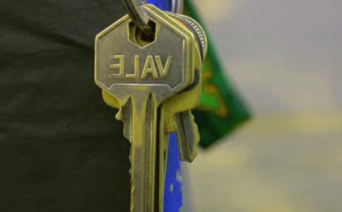 一把钥匙开一把锁的--关于个性化管理的思考(网友来稿)