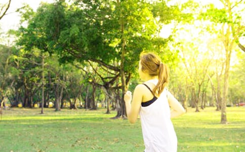 致4乘200米运动员加油稿