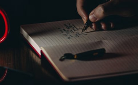 Сѧ���꼶���ģ��ر���