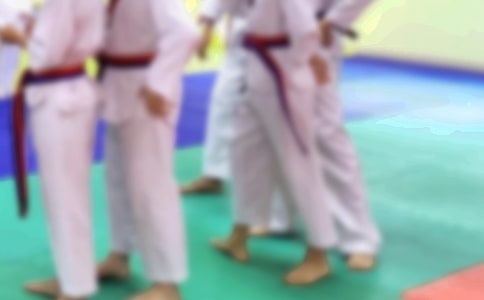 ��ȭ��������